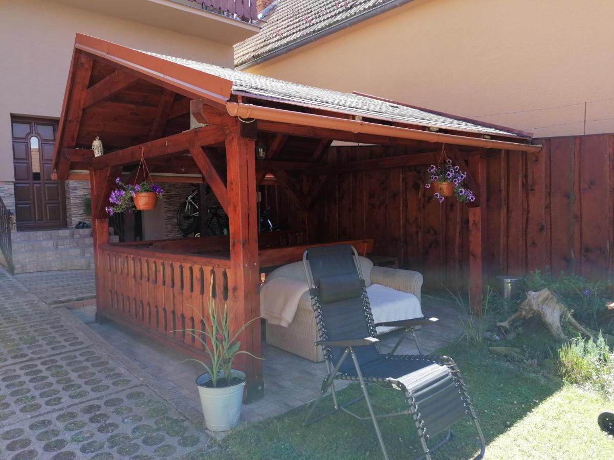 Apartmán Trstinka Trstené Esterno foto