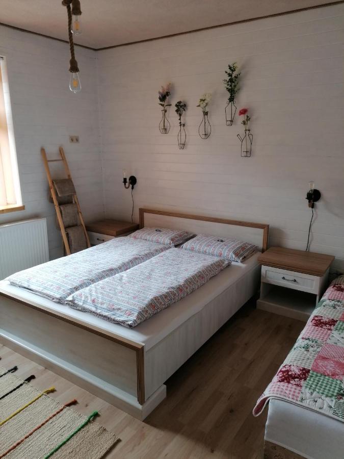 Apartmán Trstinka Trstené Esterno foto